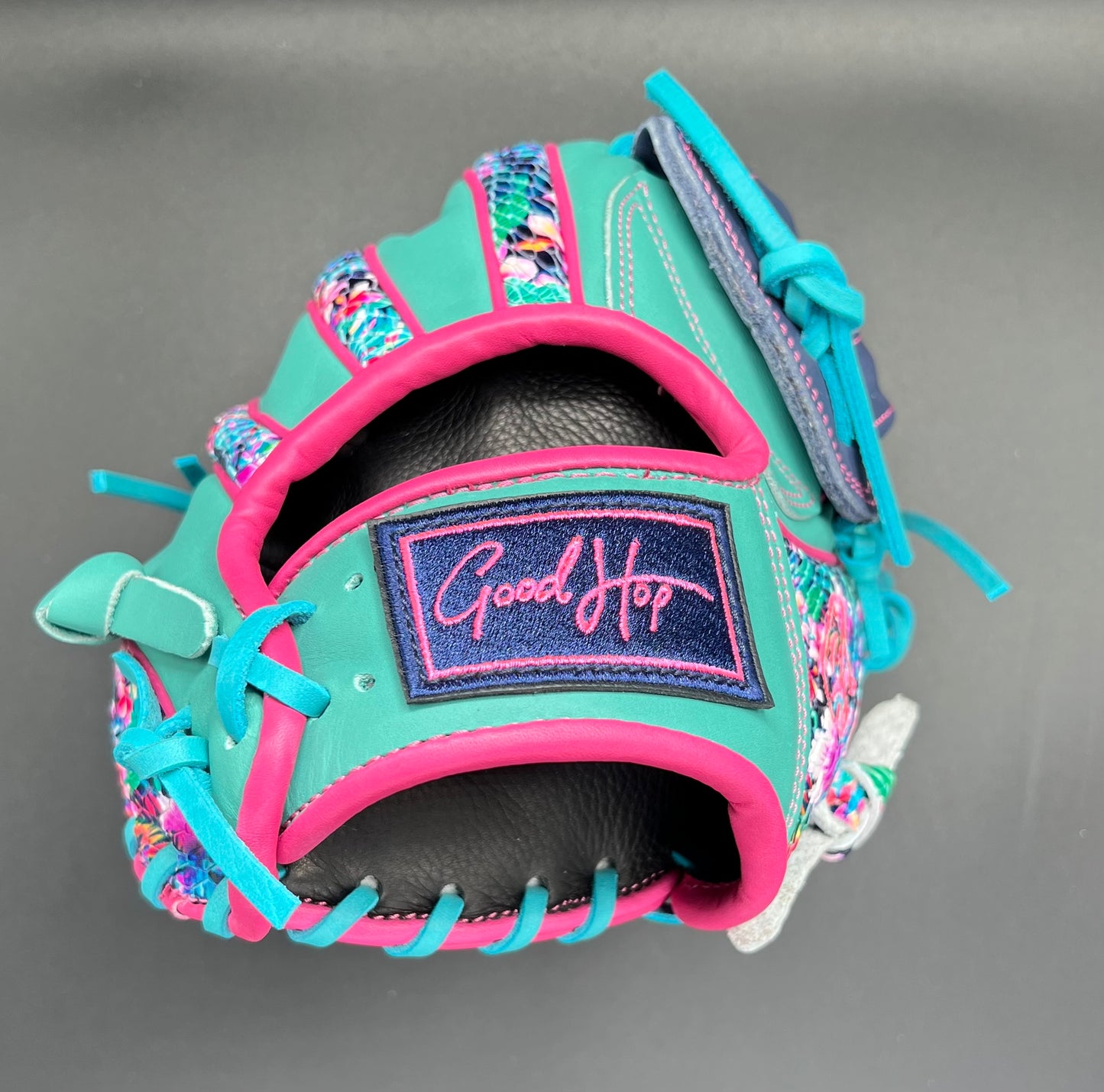 12" Softball H web