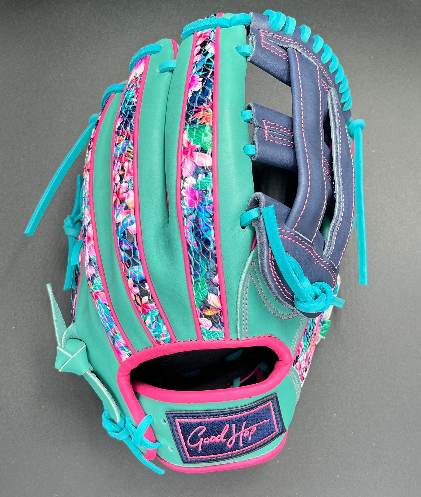 12" Softball H web
