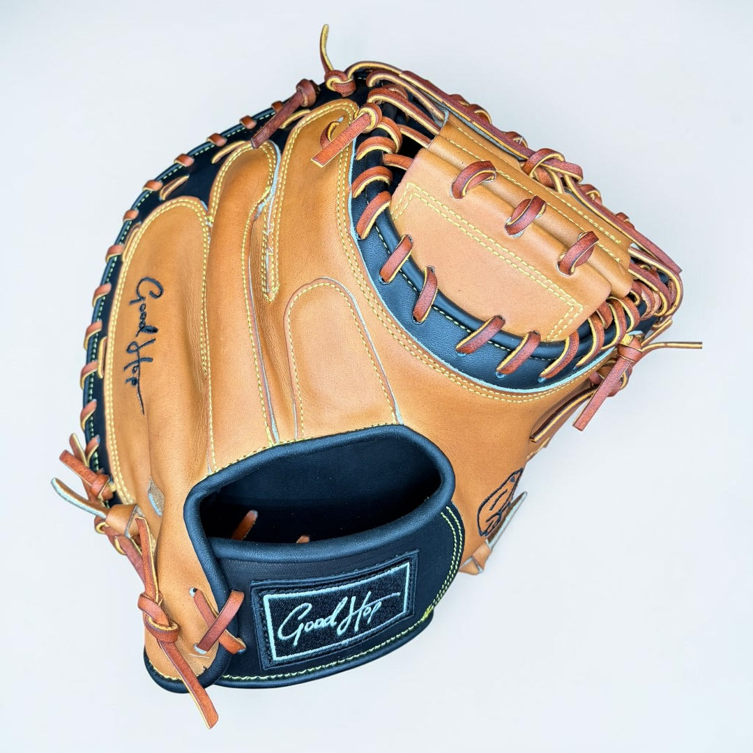 34" Premium Steerhide Adult Catcher's Mitt