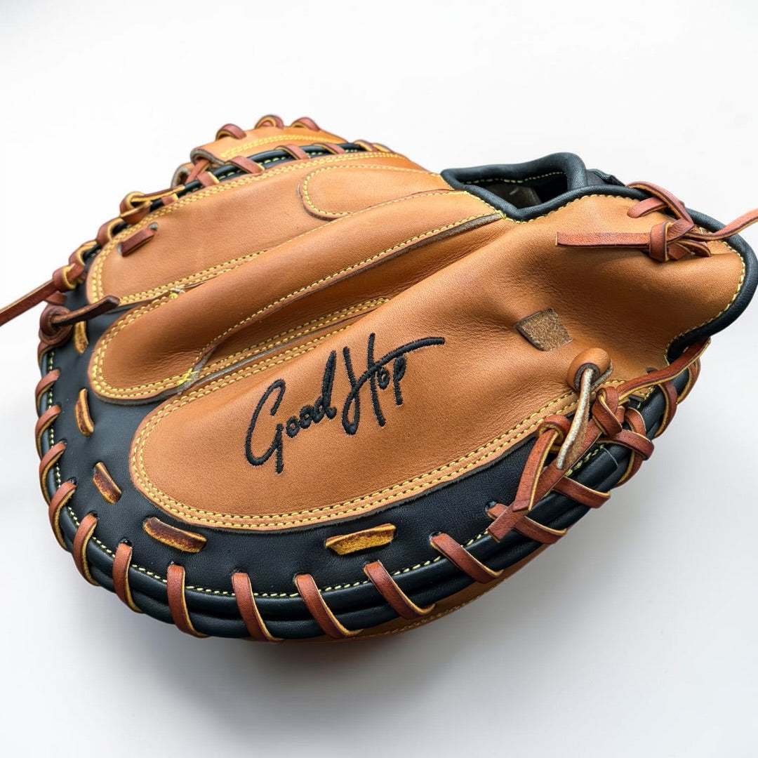 34" Premium Steerhide Adult Catcher's Mitt